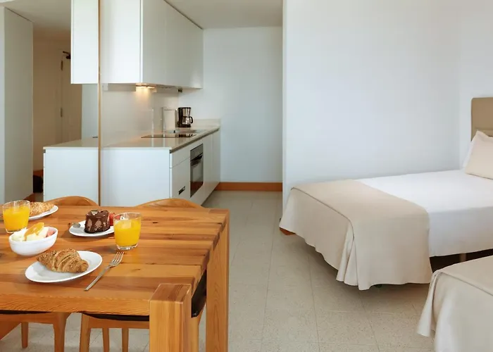 Parque Santiago Iv Official Hotel 3*